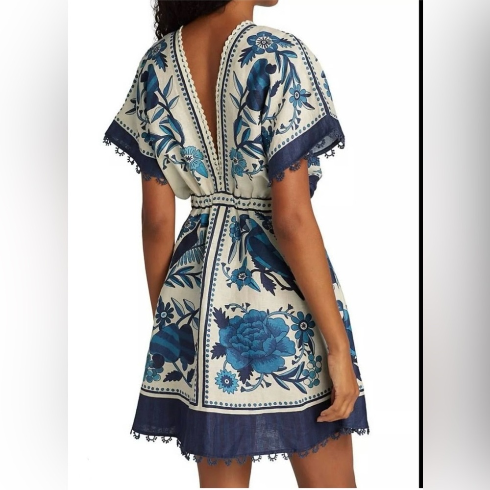 Farm Rio Tropical Tiles mini dress
Blue White Print